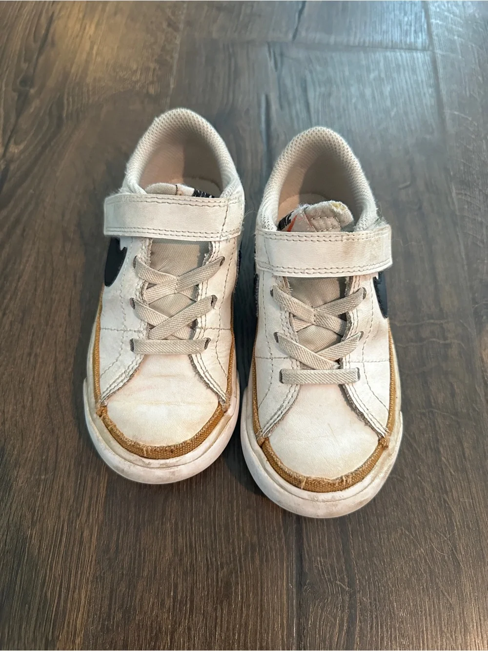 Nike Toddler k Low-Top Sneakers